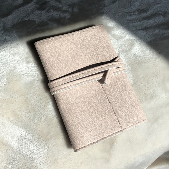 Tech pouch - Picture 2 of 2